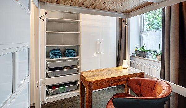 Begane grond flat met 2 Kamers | München-Sendling | 703811 | Kleiderschrank
