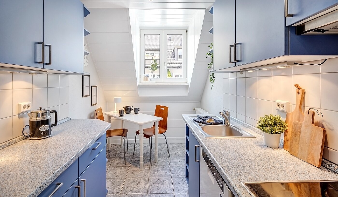 Platt med 1.5 Rum | München-Schwabing | 70014 | Helle Küche mit...