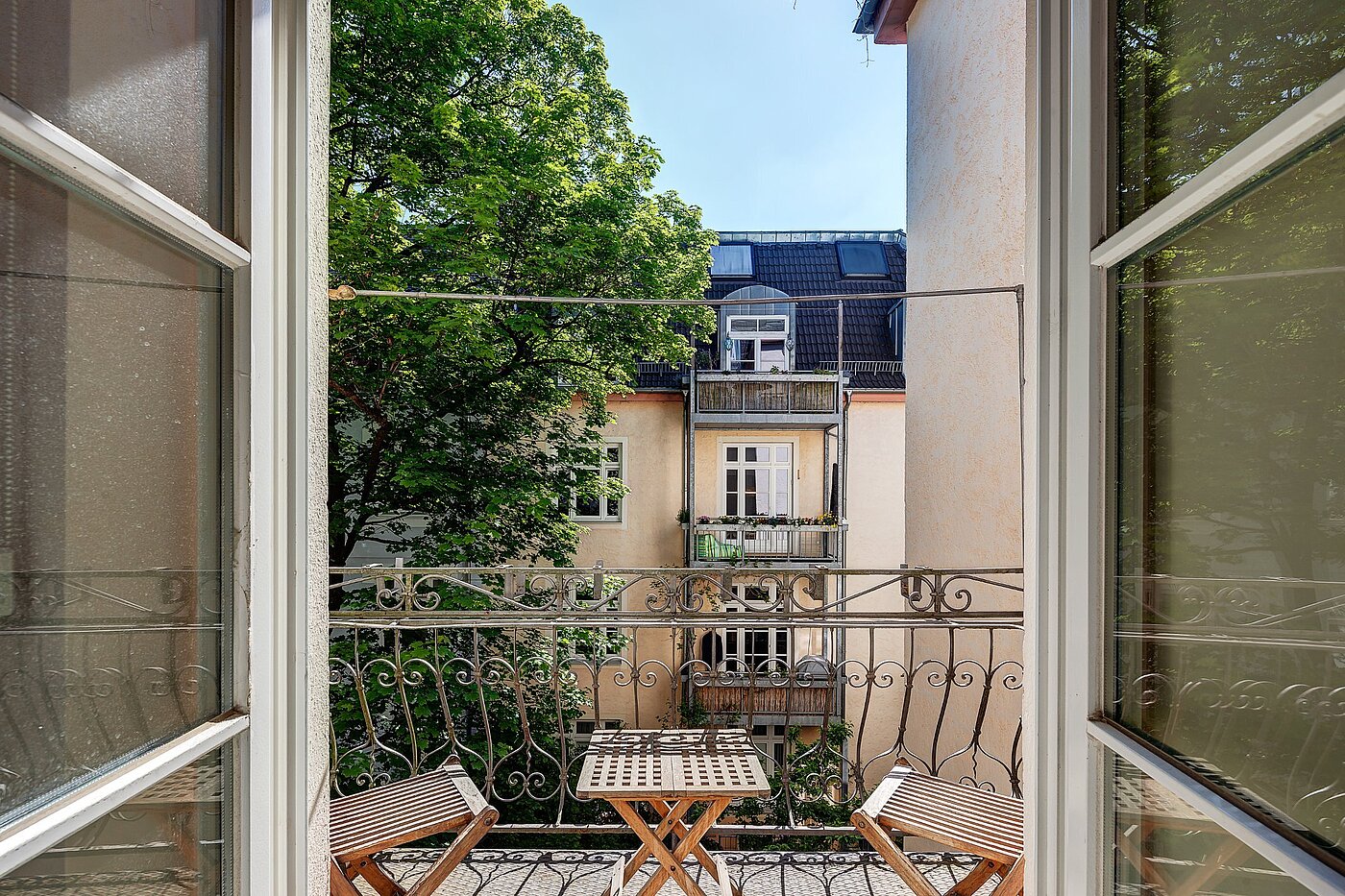 Lapos a  címen 3 Szobák | München-Ludwigsvorstadt | 1905ML1 | Gemütlicher Balkon