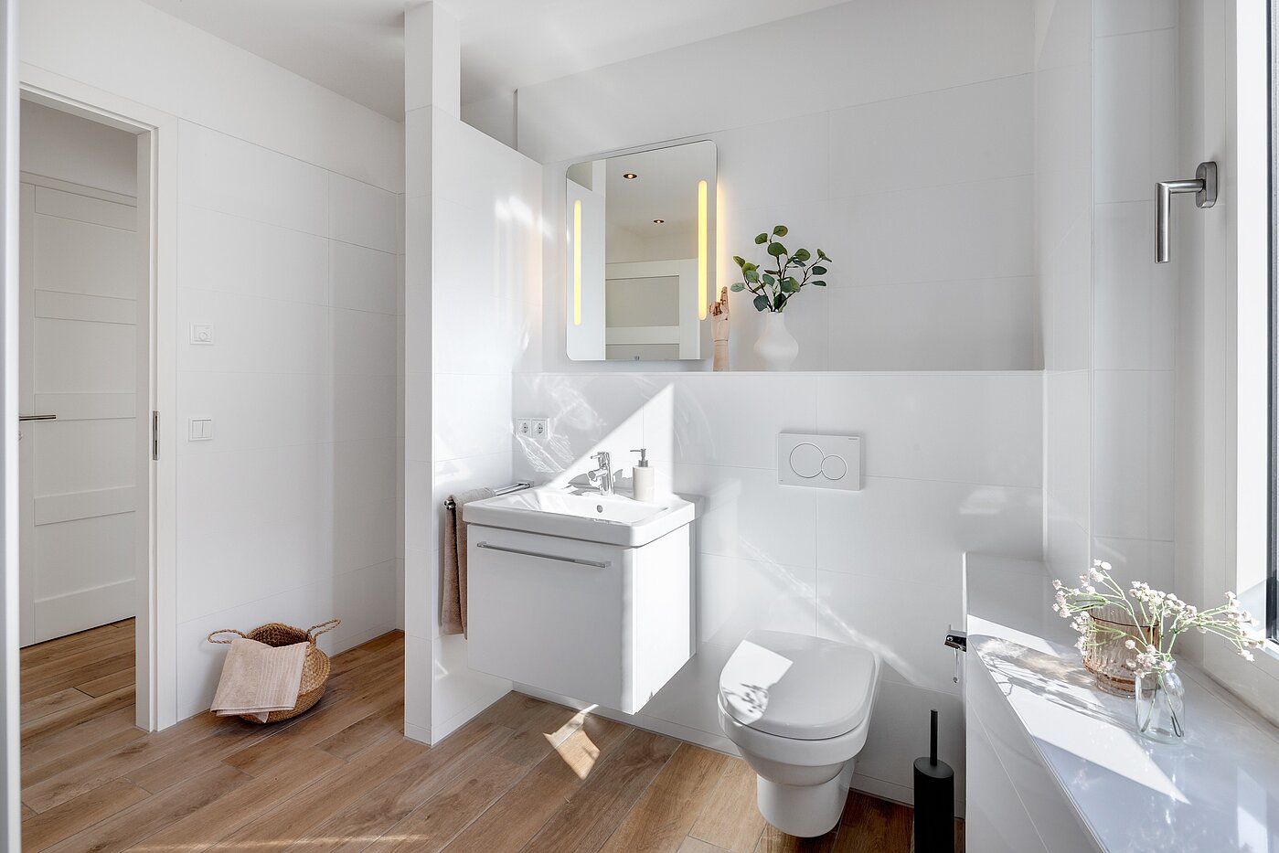 Επίπεδη με 3 Δωμάτια | München-Obersendling | 70260 | Helles Bad...