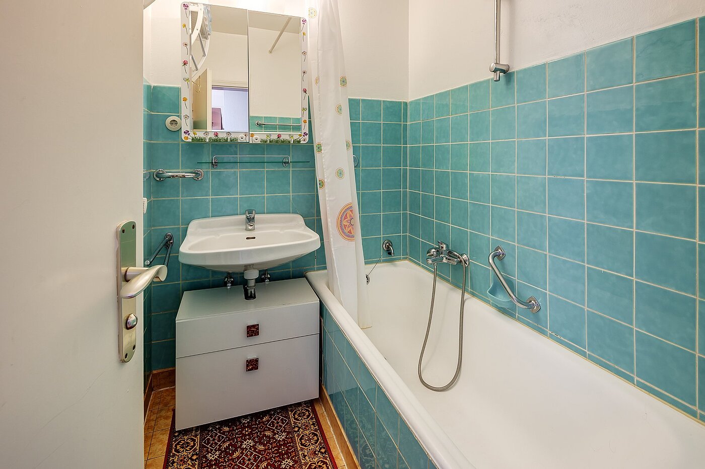 Plat met 2 Kamers | München-Sendling-Westpark | 2003ML10 | Badezimmer mit Badewanne