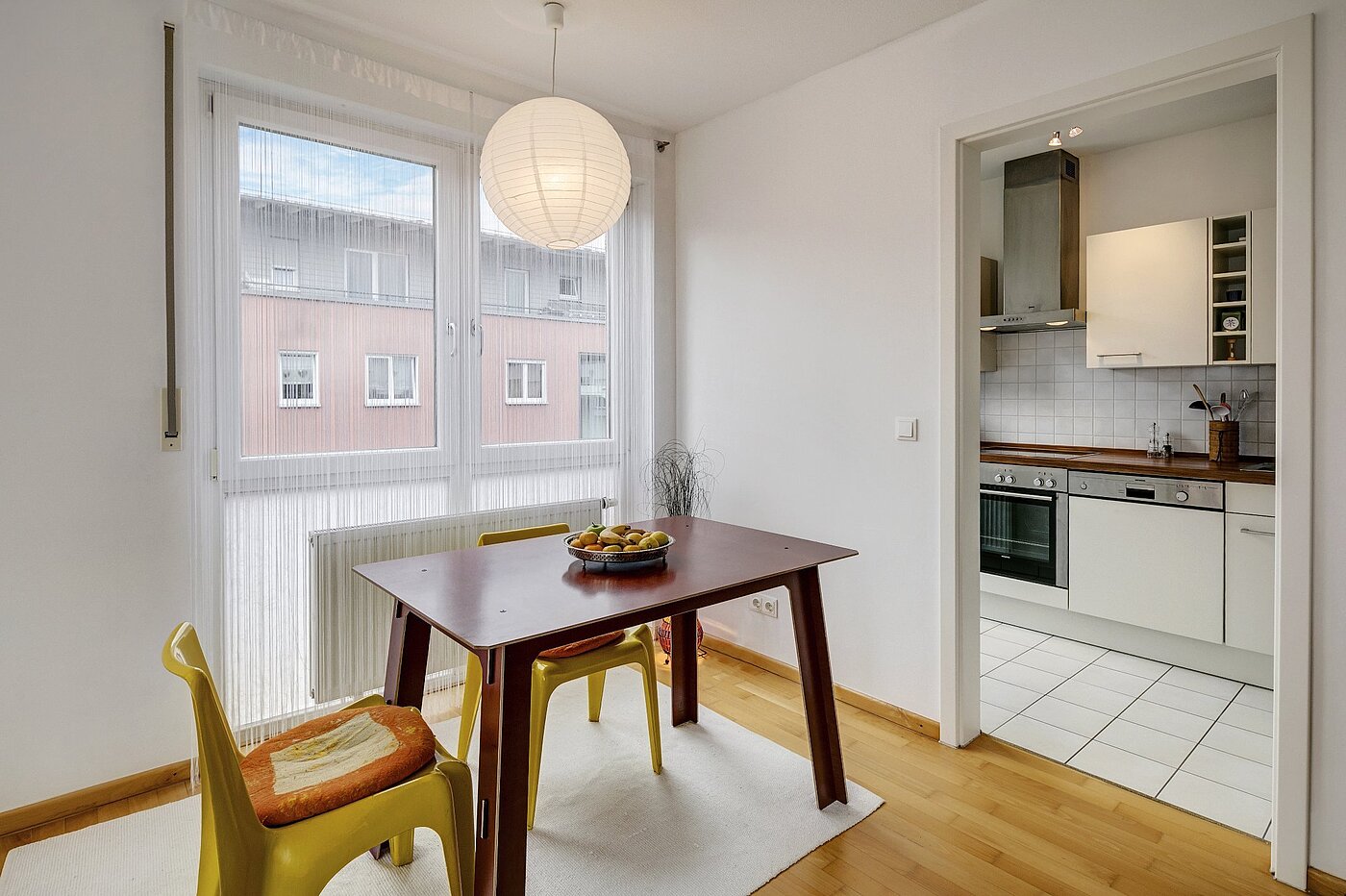 Plat met 2 Kamers | Haar | 2007ML7 | ...Essbereich mit Zugang...