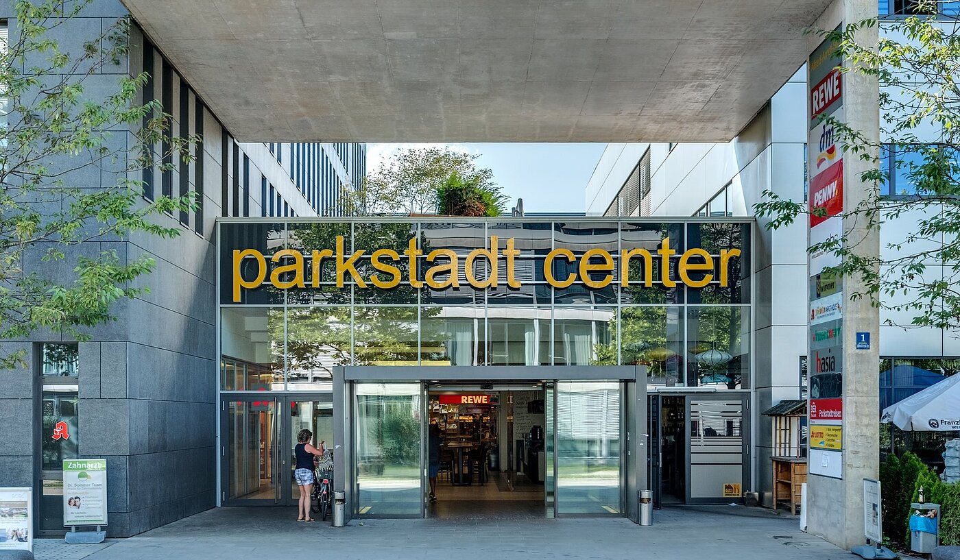 Platt med 4 Rum | 1709ML3 | Einkaufsmöglichkeiten