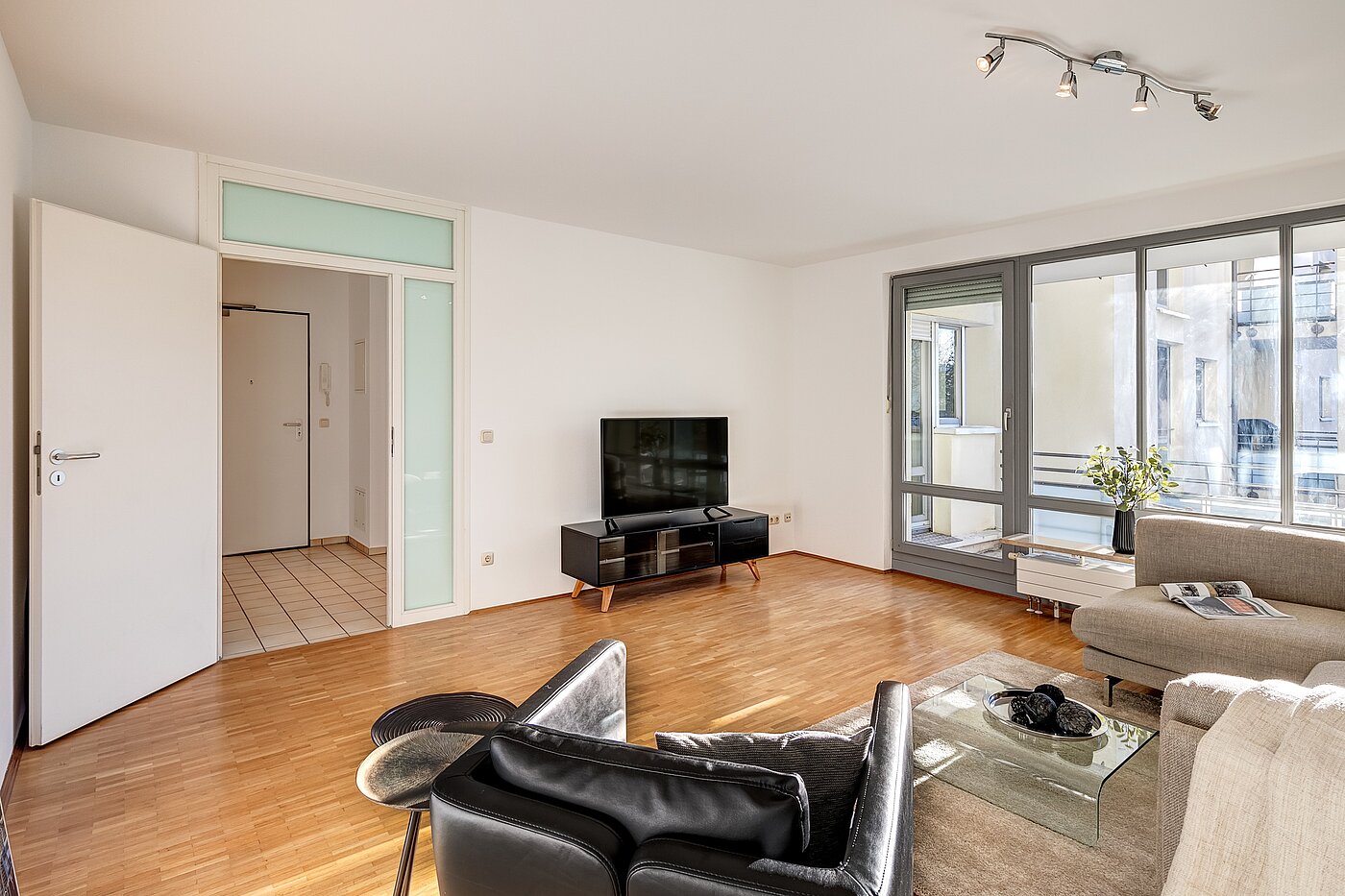 Flad med 4 Værelser | 1709ML3 | Geräumiges Wohnzimmer