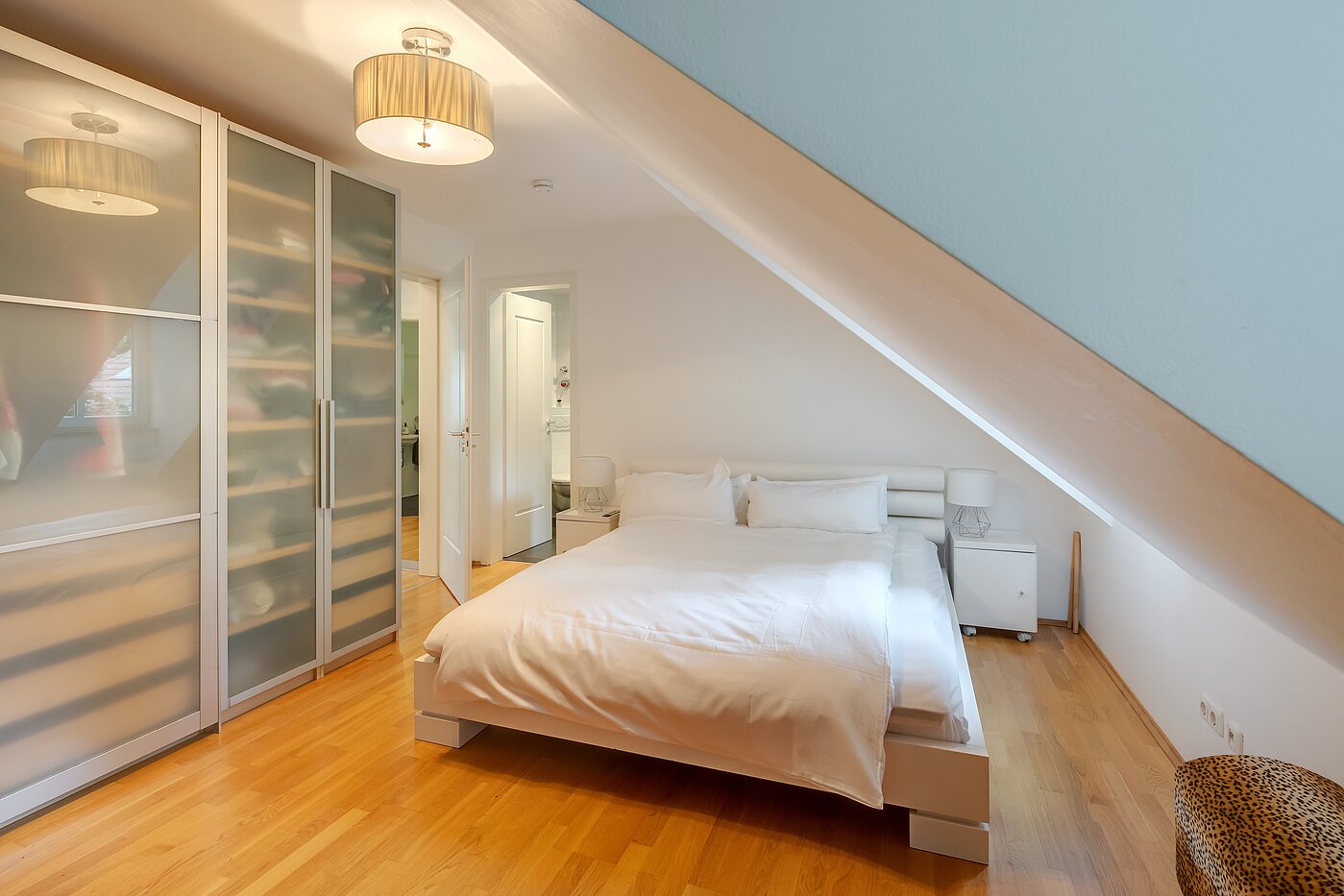 Апартамент тип мезонет с 2.5 Стаи | München-Solln | 701961 | Ausreichend...