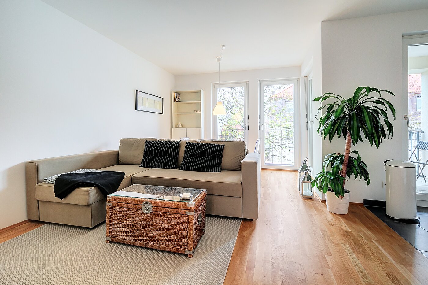 Плоский з 3 Кімнати | München-Moosach | 70164 | Wohn- Essbereich...