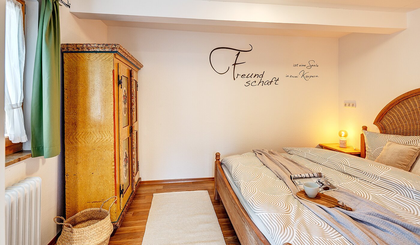 다락방 평면 와 함께 2 객실 | Bad Wiessee | 70017 | Schlafzimmer...