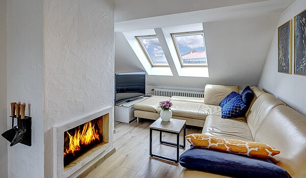 Podkrovný byt s 4.5 Izby | München-Ludwigsvorstadt | 70461 | Wohnen / Essen
