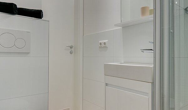 1층 평면 와 함께 4 객실 | München-Neuhausen | 70471 | ...mit Dusche
