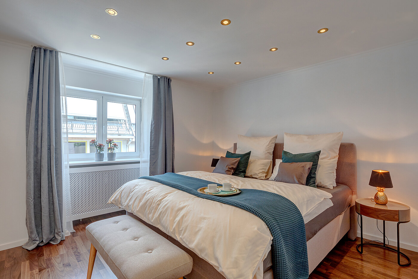 Lapos a  címen 2 Szobák | München-Schwabing | 70434 | ...Schlafzimmer...