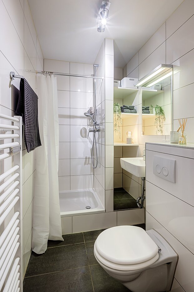 Plat cu 1 Camera | München-Maxvorstadt | 70027 | Hell gefliestes...