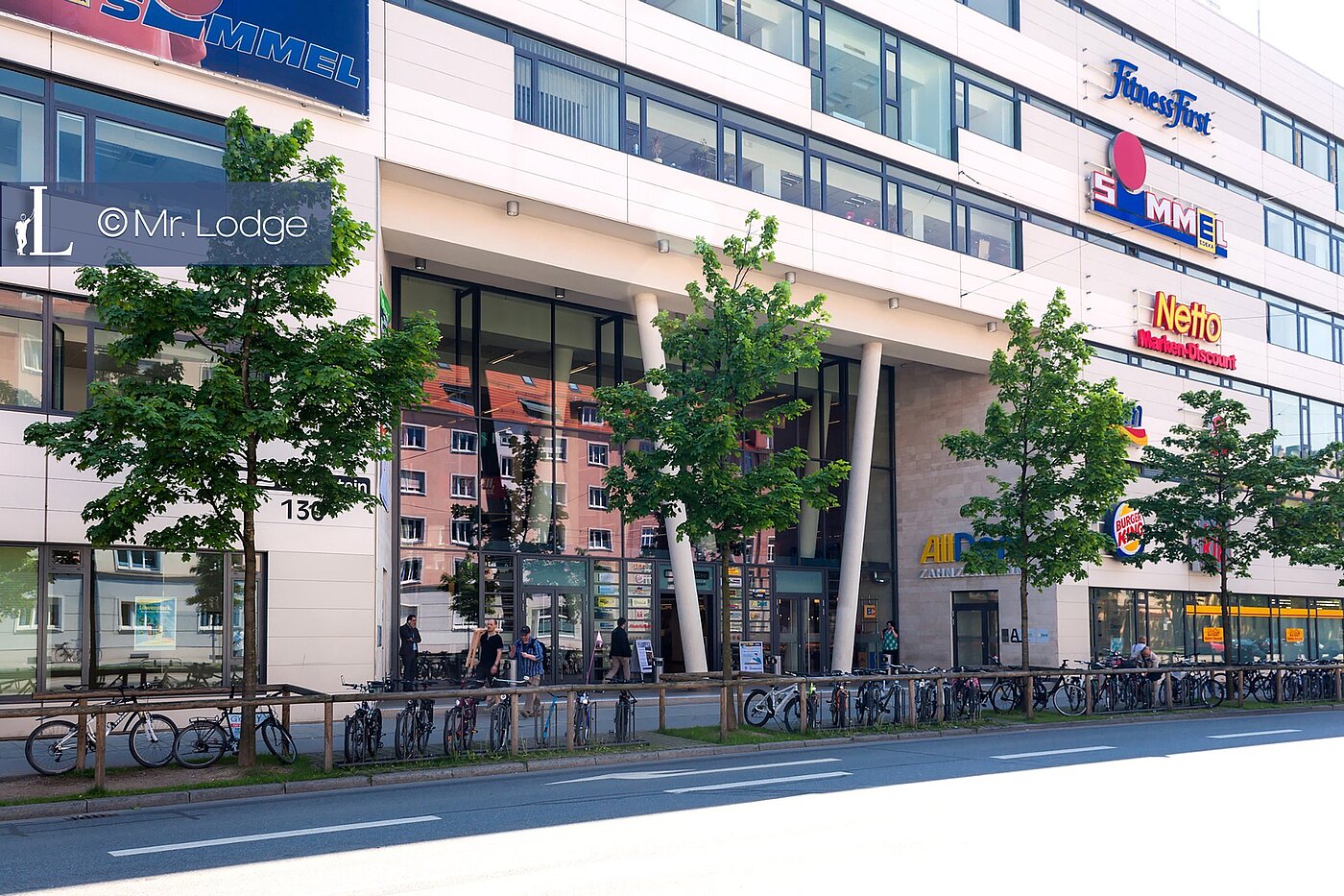 Ploché s 3 Izby | München-Au | 1909ML8 | Um die Ecke-das "Einstein"