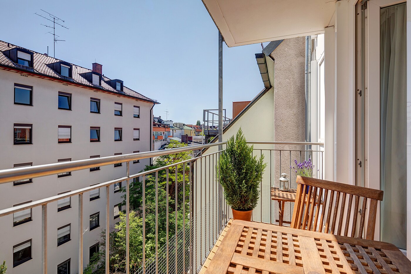 Maisonette lakás a  címen 2.5 Szobák | München-Ludwigsvorstadt | 2111ML5 | ...und Blick zum Innenhof