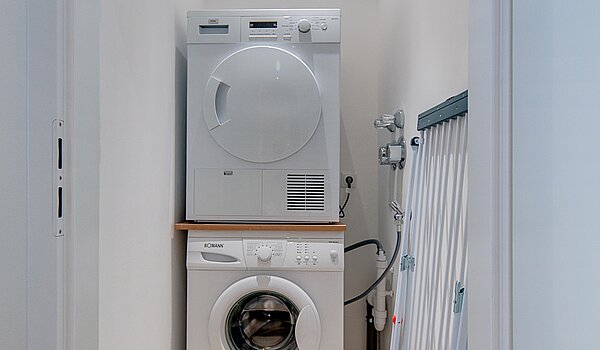 1층 평면 와 함께 4 객실 | München-Neuhausen | 70471 | Waschmaschine und Trockner