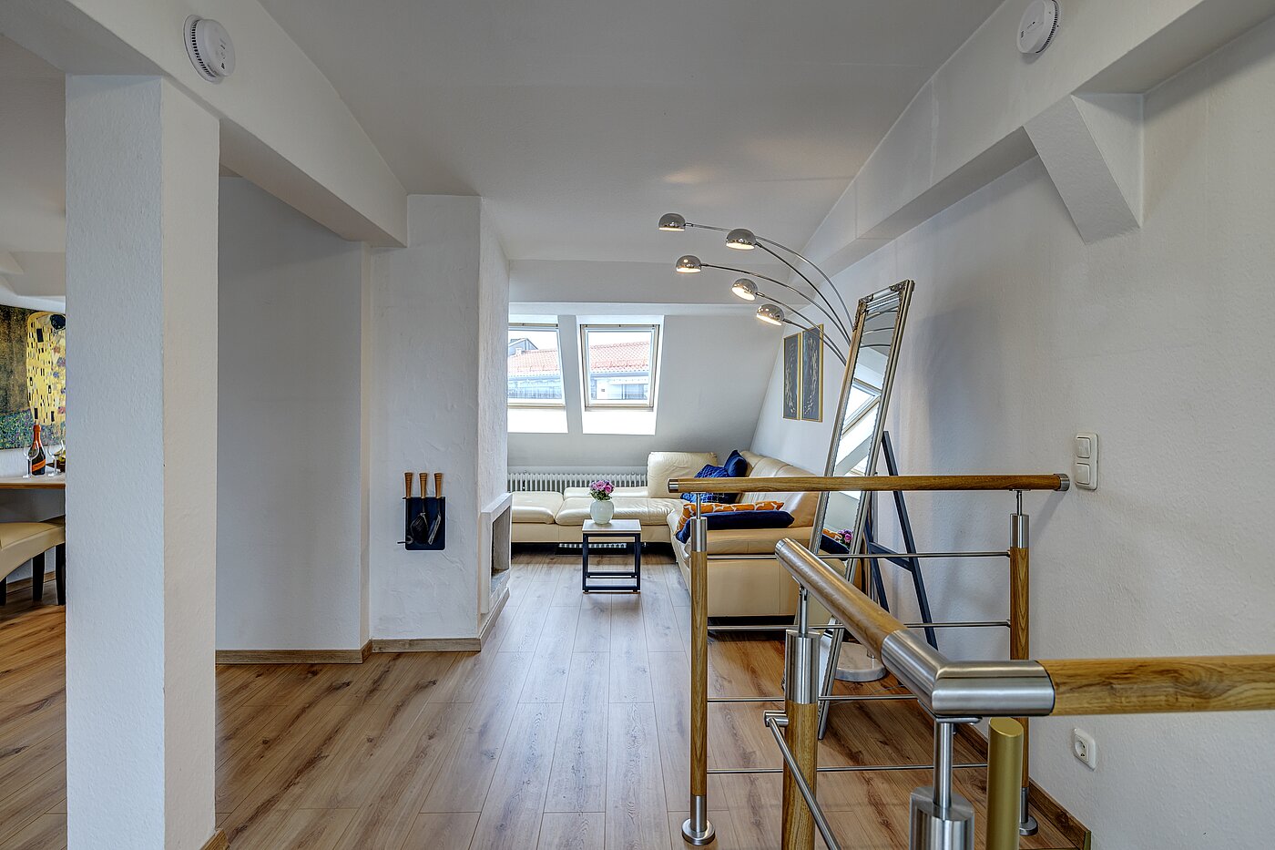 Tetőtéri lakás a  címen 4.5 Szobák | München-Ludwigsvorstadt | 70461 | Wohnen / Essen