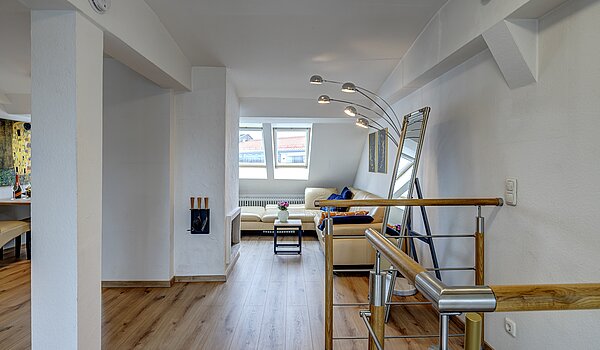 Podkrovný byt s 4.5 Izby | München-Ludwigsvorstadt | 70461 | Wohnen / Essen