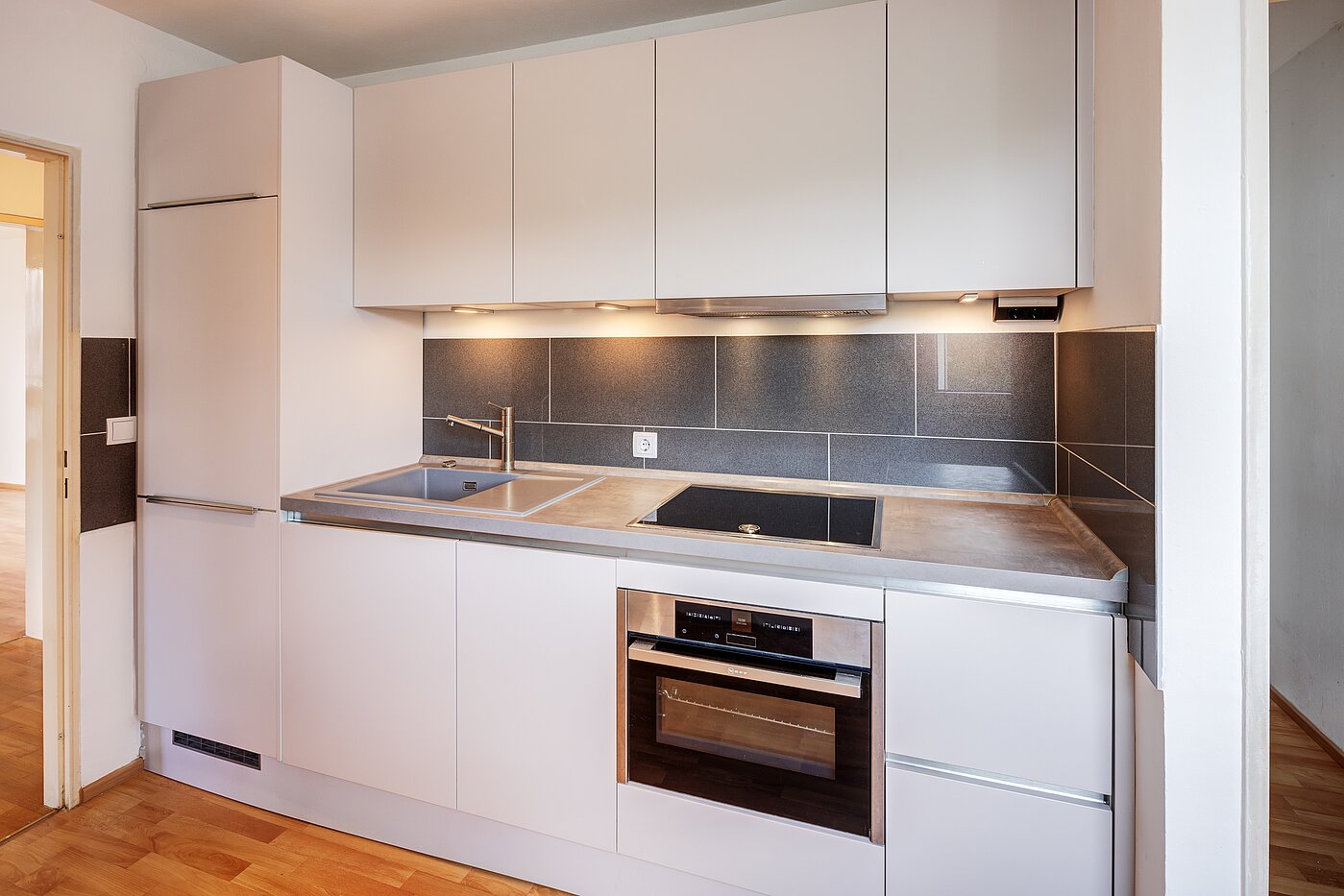 Плосък с 2 Стаи | München-Hadern | 704101 | ...und Einbauküche