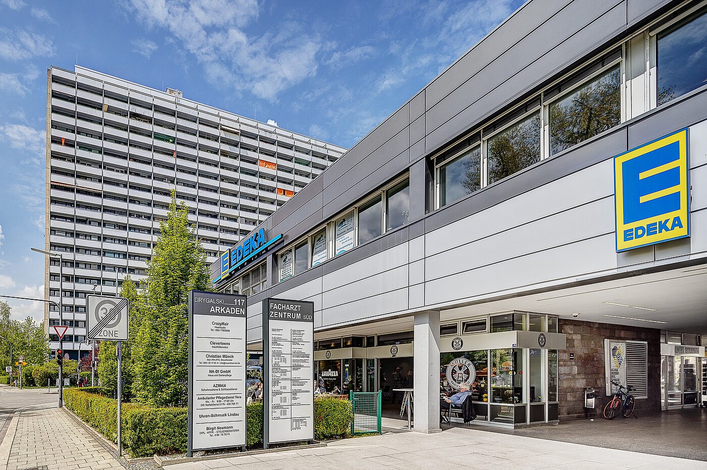 Плосък с 1 Стая | München-Solln | 2201ML92 | Einkaufsmöglichkeiten u. ärztliche Versorgung vis a vis