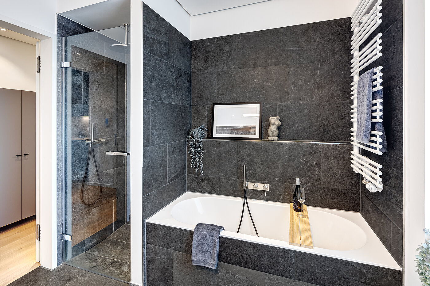 Penthouse z 2 Pokoje | München-Maxvorstadt | 704271 | ...Dusche und Badewanne