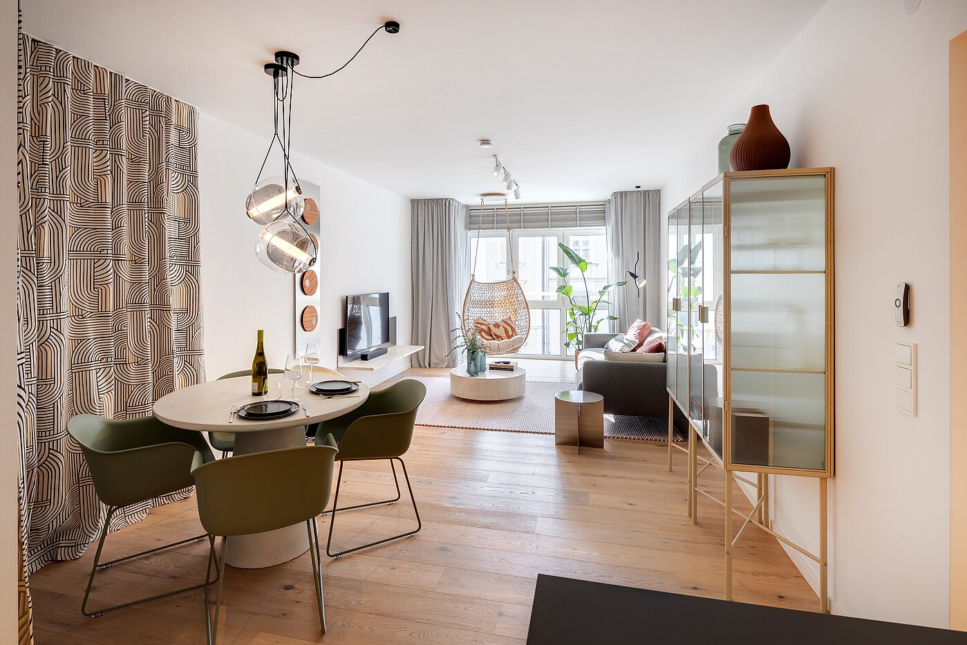 Ploché s 2 Pokoje | München-Isarvorstadt | 70459 | Gemütliche Essecke