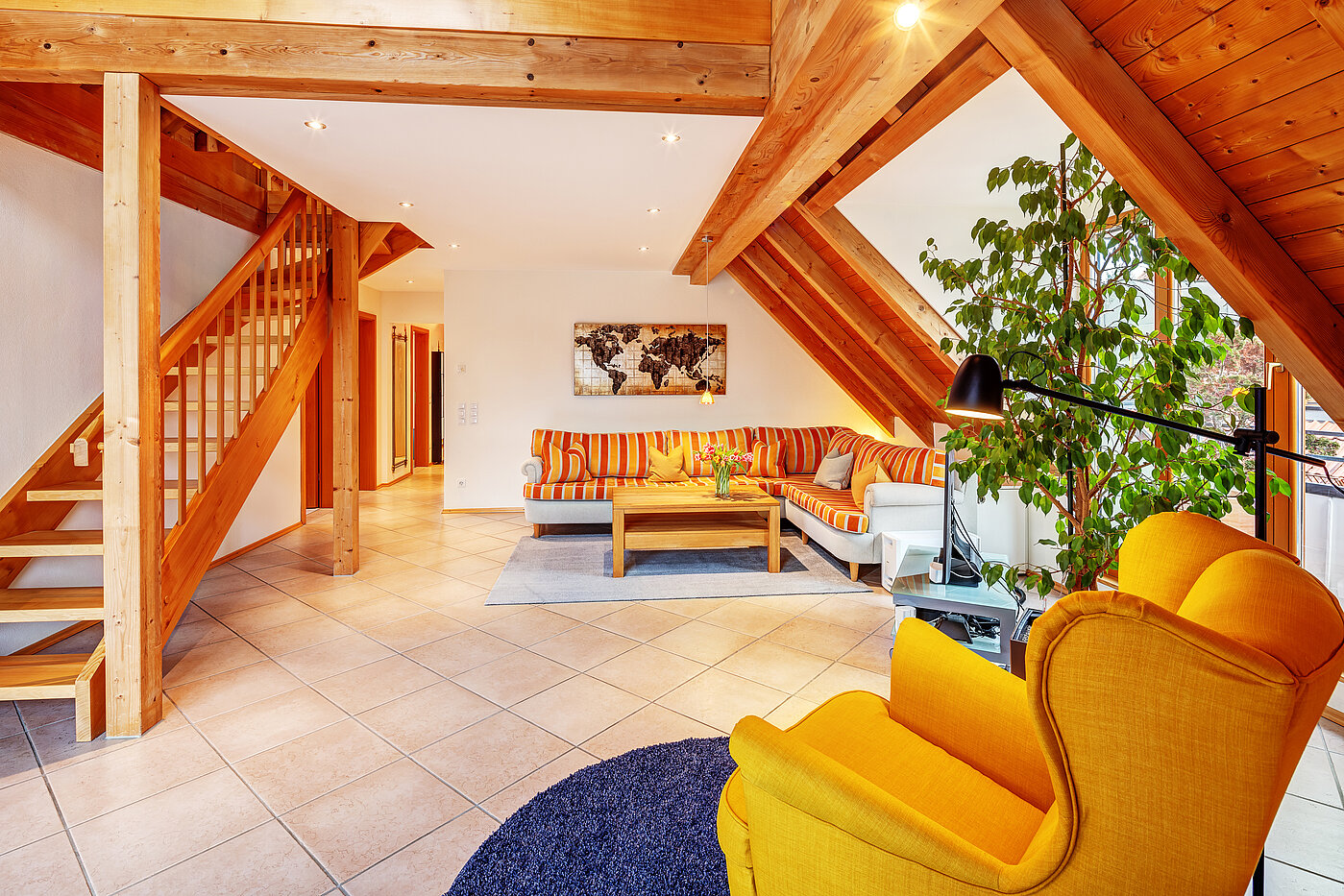 Maisonette-lägenhet med 3.5 Rum | München-Trudering | 70391 | Wohnzimmer
