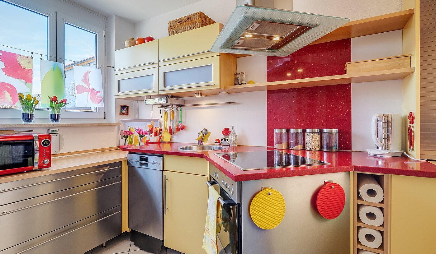 메조넷 플랫 와 함께 4 객실 | Olching | 1903ML1 | Küche mit Fenster