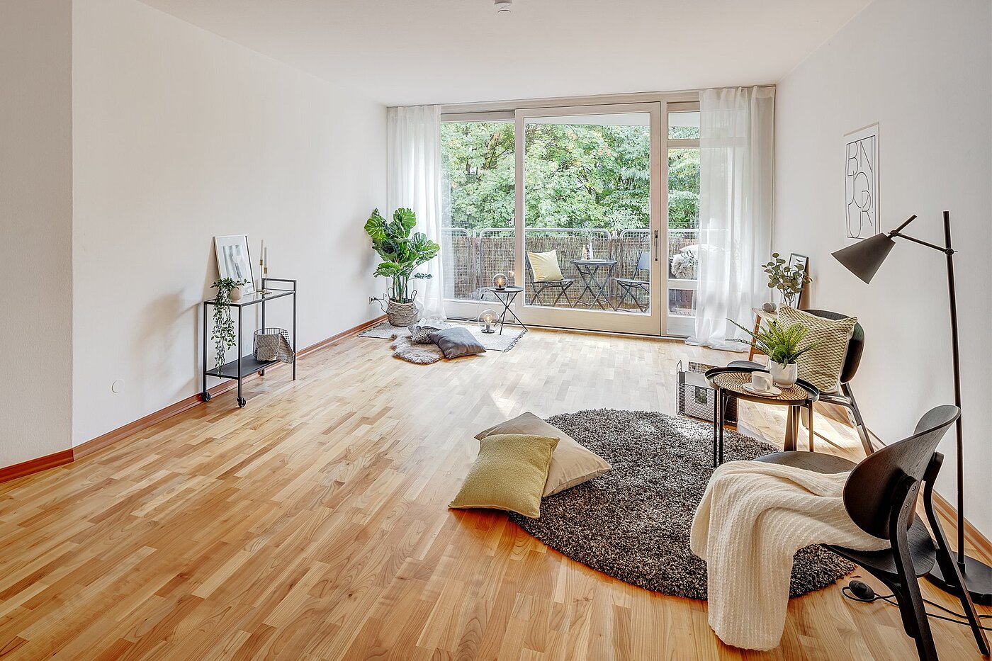 apartamento em prédio com 2 Zimmern | München-Schwabing | 2109ML3 | ...mit Zugang zum Balkon