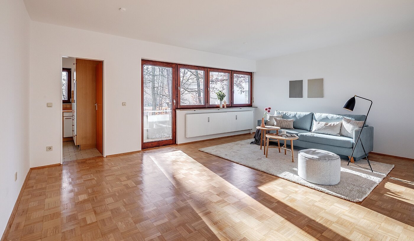 Apartment with 4 room | Eichenau | 1911ML12 | Großes Wohnzimmer