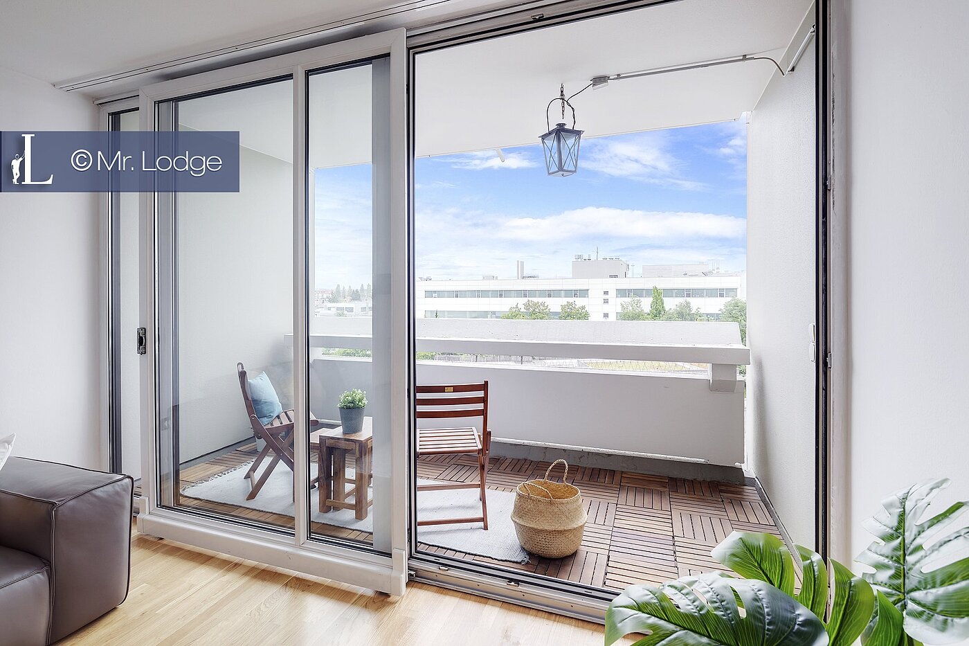 Ploché s 3 Izby | München-Milbertshofen | 1905ML7 | 1. Balkon