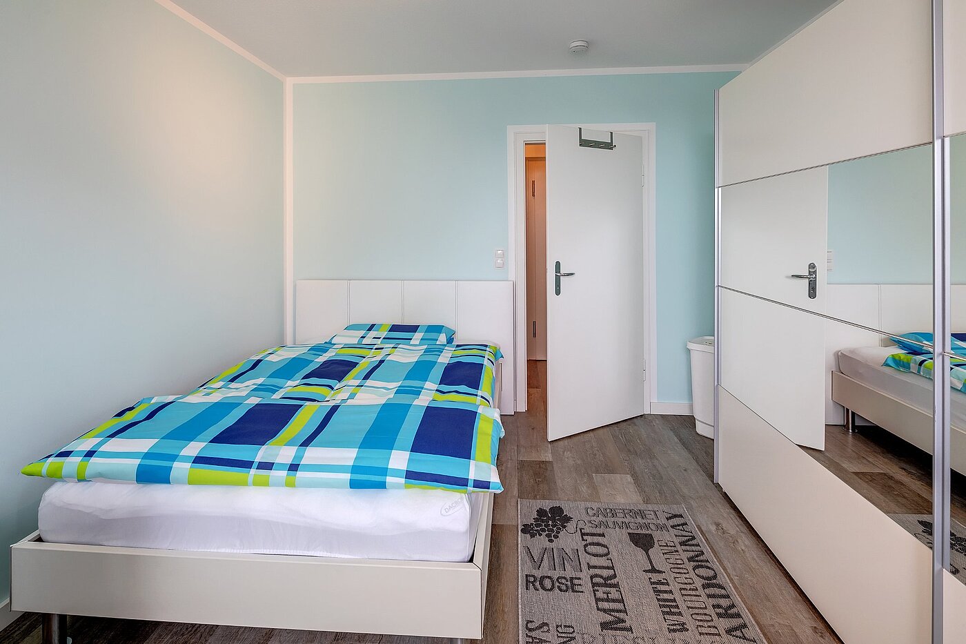 플랫 와 함께 2 객실 | München-Aubing | 2104ML1 | Schlafen...