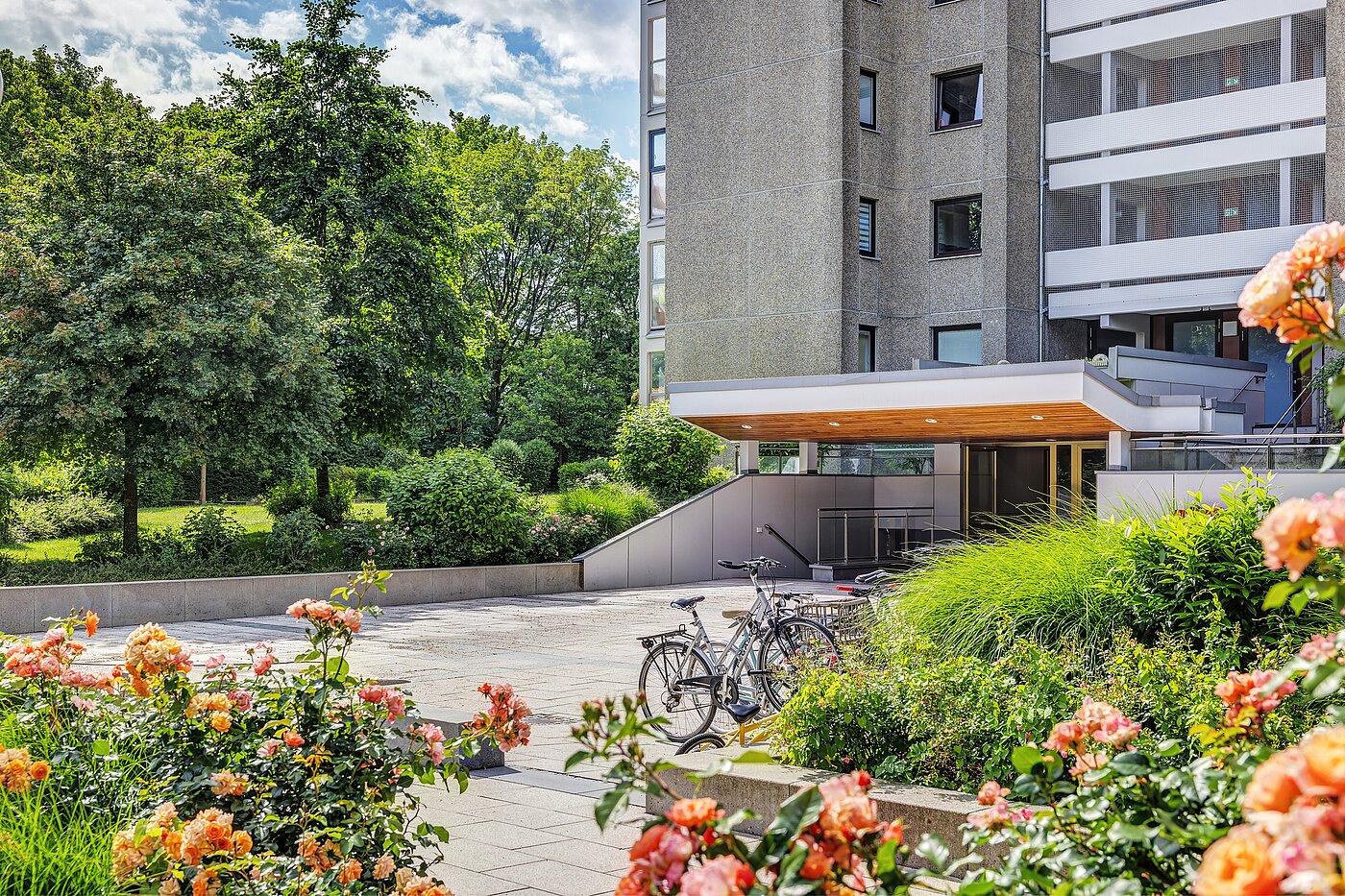 Ploché s 1 Izba | München-Bogenhausen | 70457 | Außenansicht
