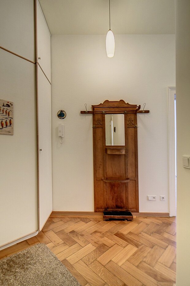 Lapos a  címen 3 Szobák | München-Ludwigsvorstadt | 1905ML1 | Eingangsbereich