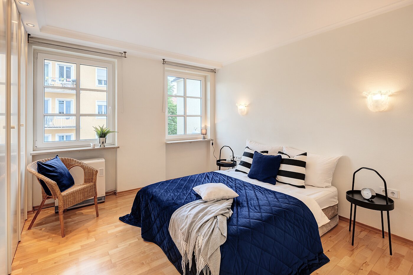 Plat cu 3 Camere | München-Maxvorstadt | 70133 | Schlafzimmer mit...