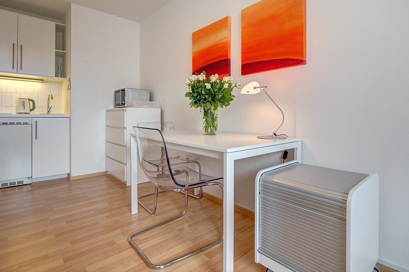 Lejlighed i stueetagen med 1 Værelse | München-Isarvorstadt | 1908ML5 | Schreibtisch-Beispiel