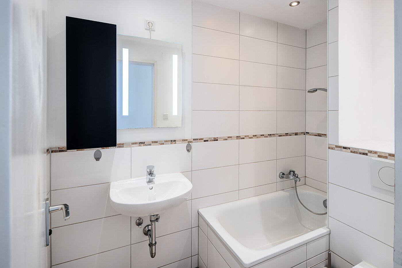 Antresola z 1 Pokój | München-Obermenzing | 70282 | ...