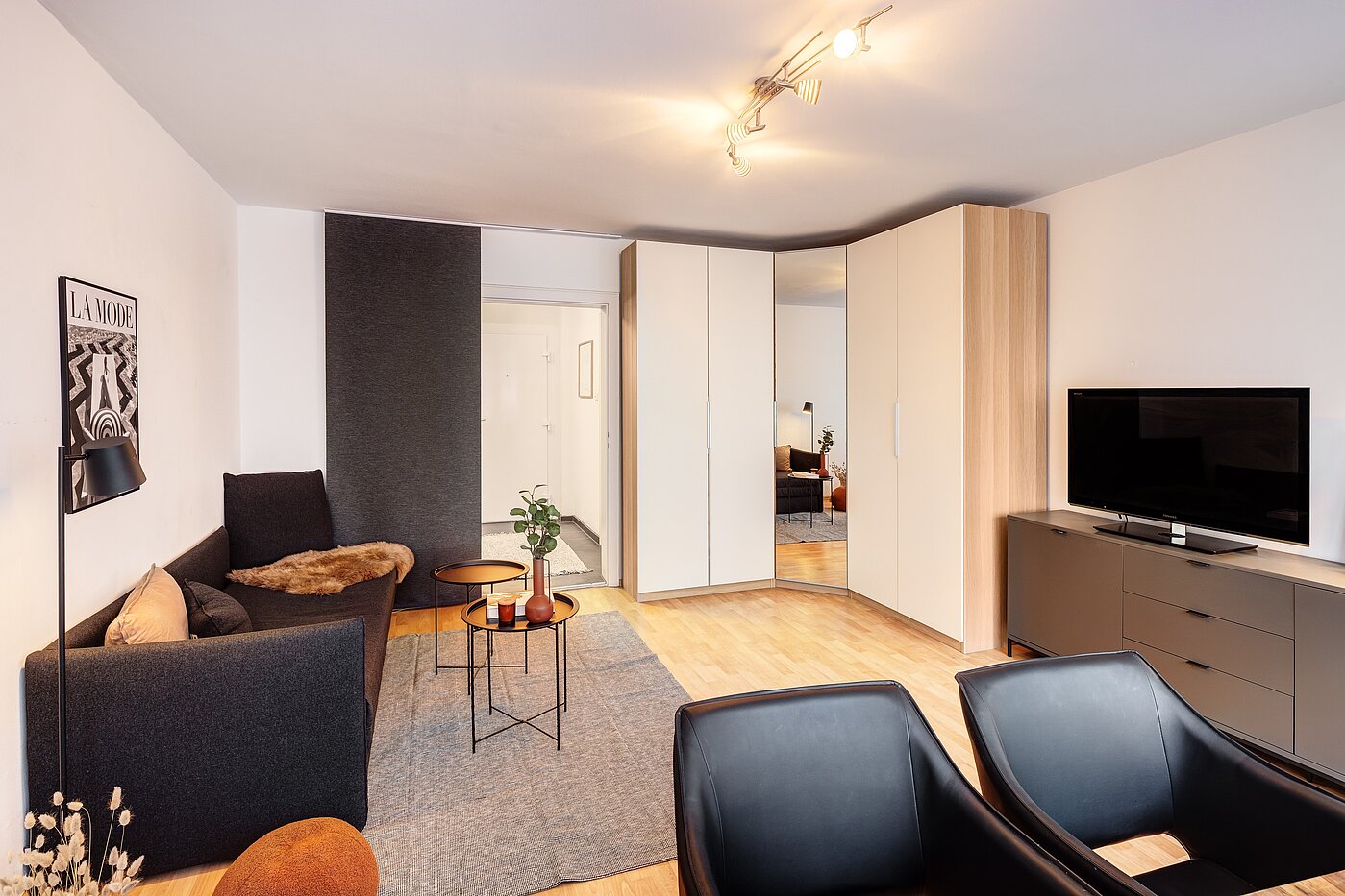 Apartment med 1 Værelse | München-Schwabing | 70211 | ...ausreichend Stauraum