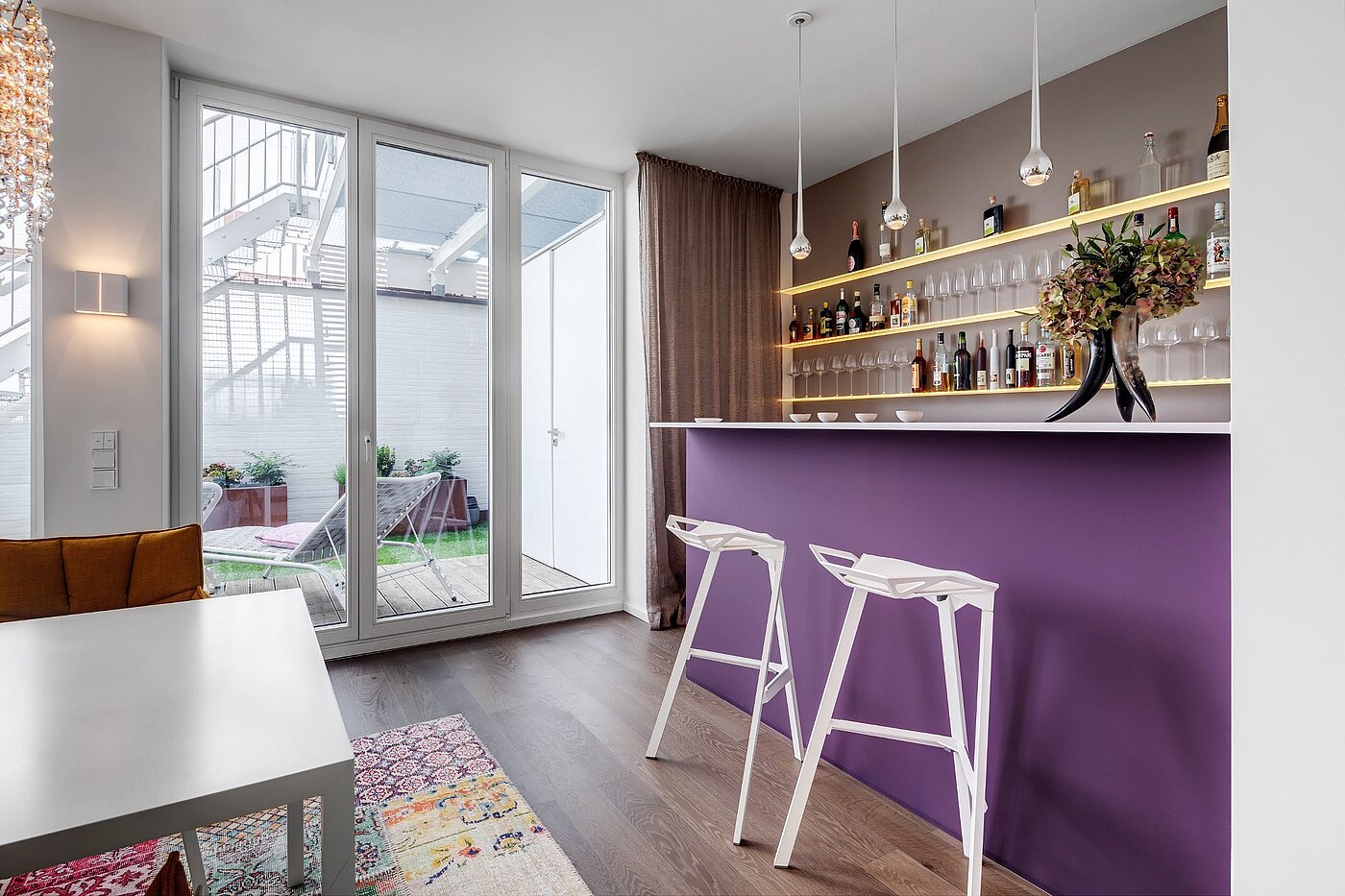 Plat met 5 Kamers | München-Maxvorstadt | 1807ML1 | mit angrenzender Bar