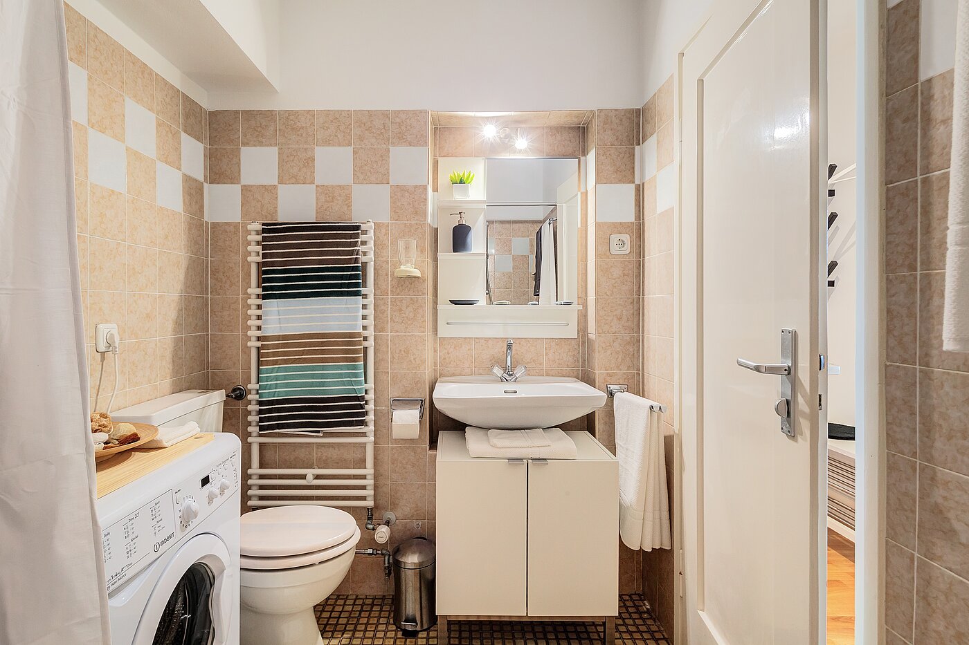 Apartment with 2 room | München-Maxvorstadt | 70398 | Badezimmer