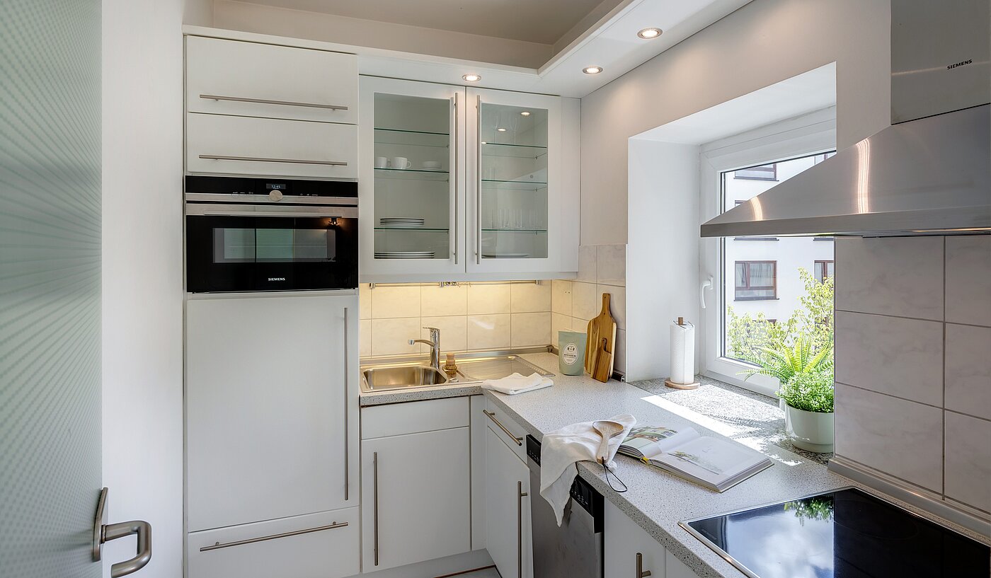 Düz ile 1 Oda | München-Maxvorstadt | 2206ML5 | Helle Küche mit...