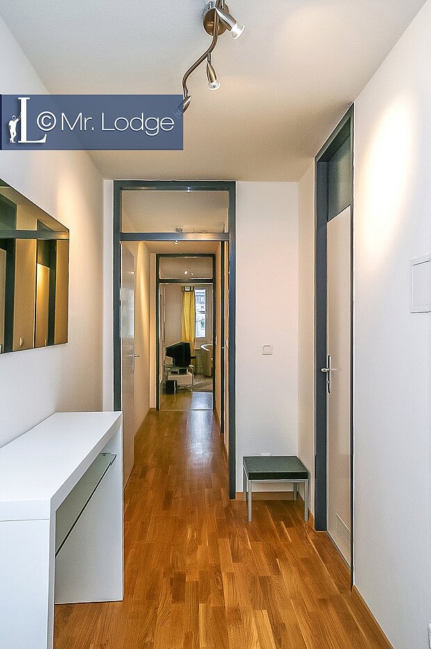 apartamento em prédio com 1.5 Zimmern | München-Isarvorstadt | 1707ML1 | Eingangsbereich und Flur