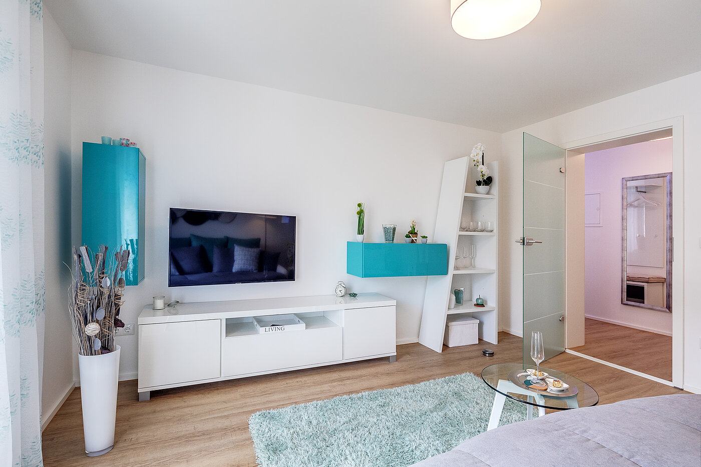 Płaski z 2 Pokoje | München-Allach | 70412 | ...Zugang zum...