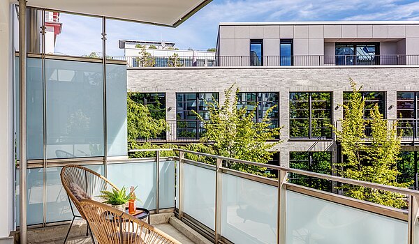 Lapos a  címen 3 Szobák | München-Neuhausen | 70489 | Sonniger Balkon