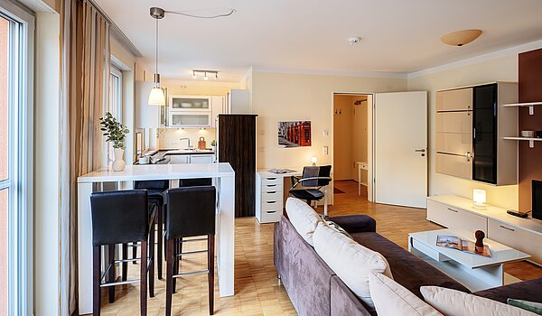 Lapos a  címen 2 Szobák | München-Schwabing | 703161 | Wohnzimmer