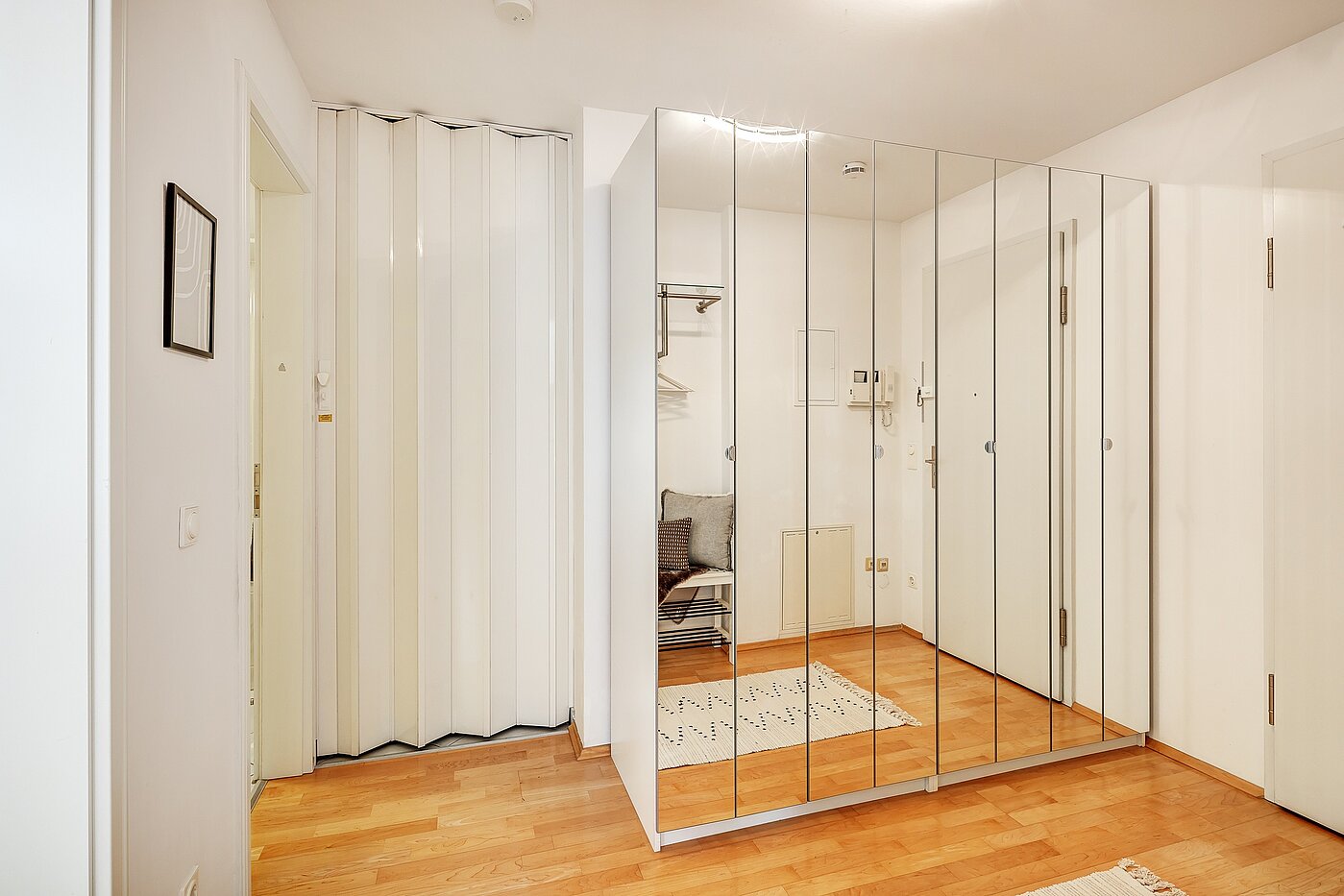 Flad med 1.5 Værelser | München-Schwabing | 2205ML81 | ...ausreichend Stellfläche