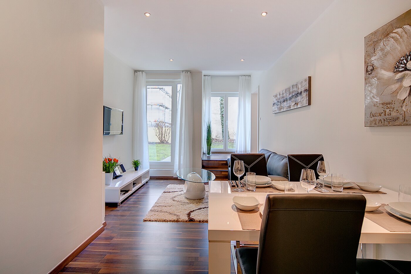 Mieszkanie na parterze z 4 Pokoje | München-Neuhausen | 70471 | 2-Zimmer Wohnung