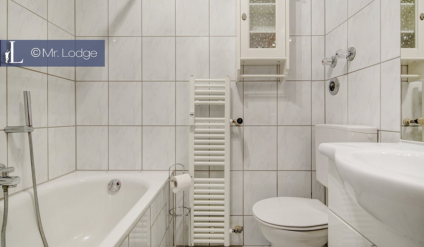 Плосък с 2 Стаи | München-Schwabing | 1609ML_5 | Modernes Bad