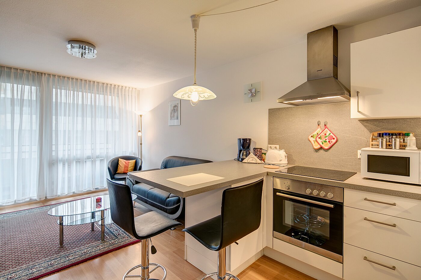Flad med 1 Værelse | München-Berg am Laim | 2207ML6 | ...mit Esstheke