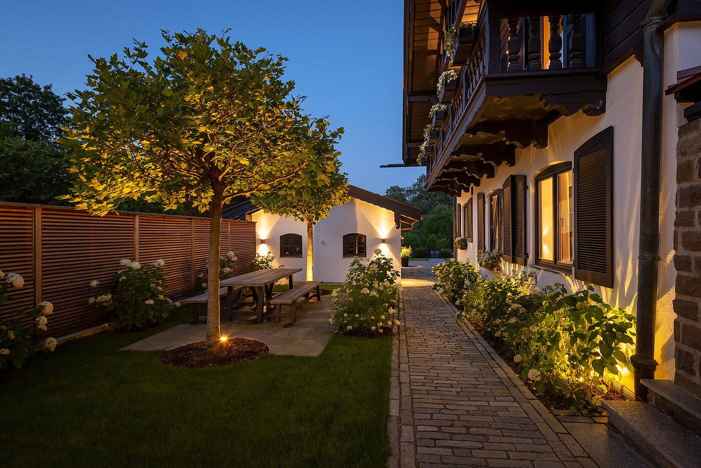 Special property with 15 room | Bad Wiessee | 701591 | Chalet II Innenhof