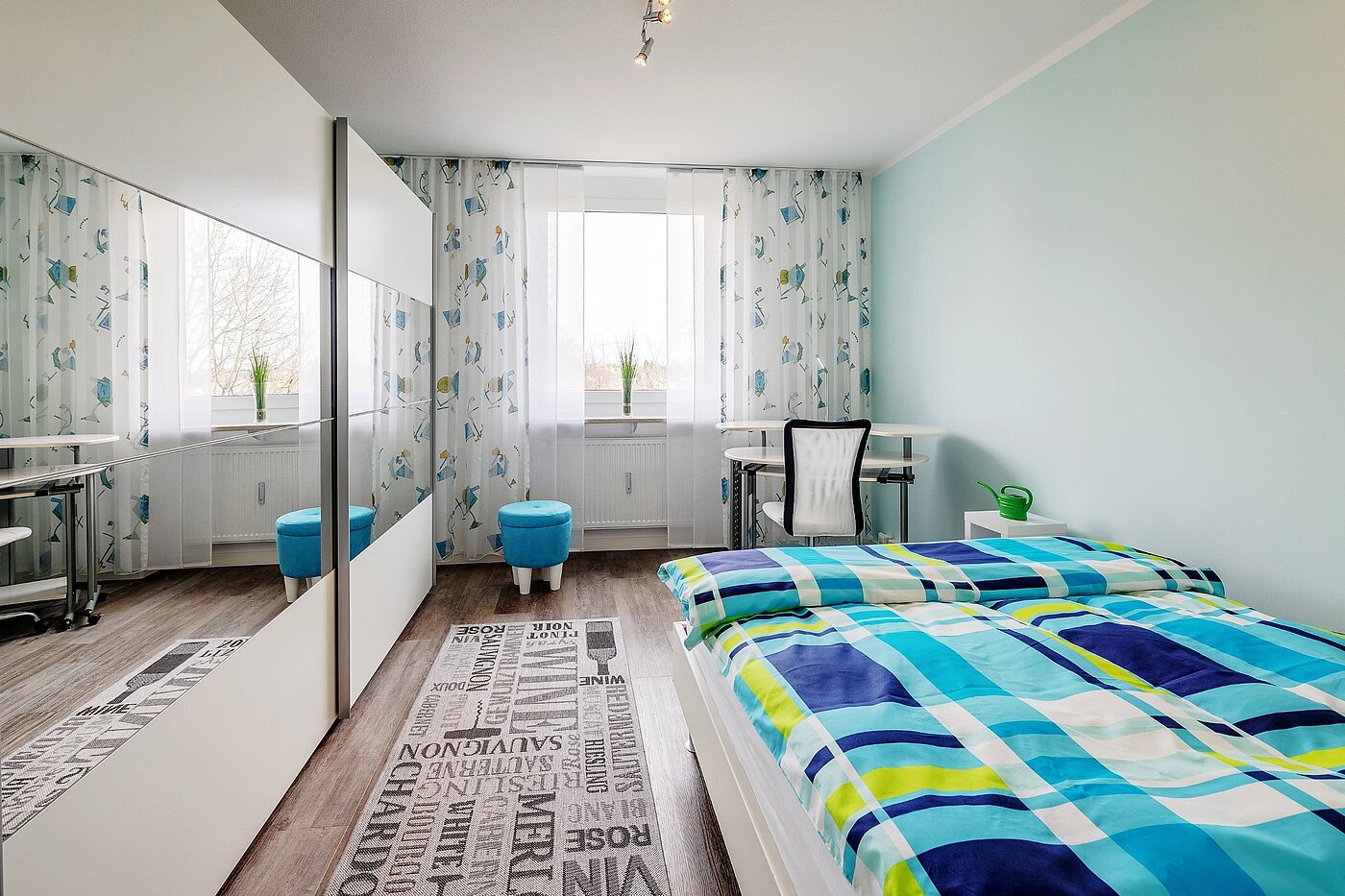 플랫 와 함께 2 객실 | München-Aubing | 2104ML1 | ...und kleiner Arbeitsplatz