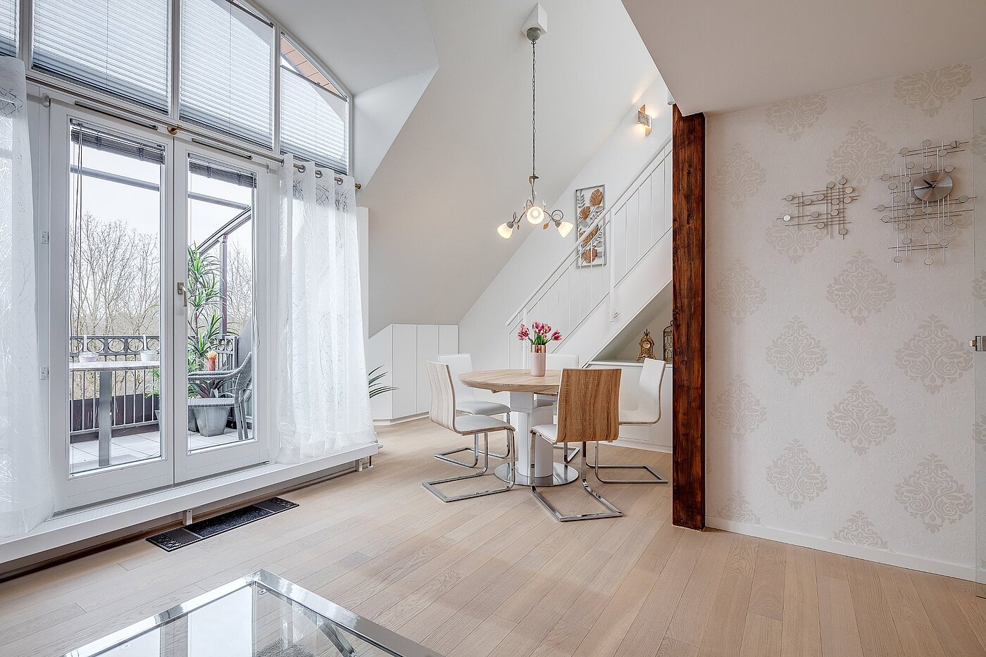 Düz ile 2.5 Odalar | München-Moosach | 2012ML4 | Imposante Fensterfläche